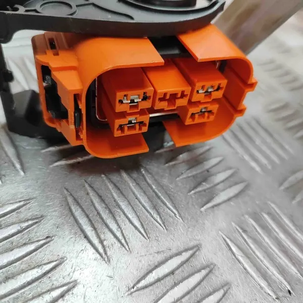 Câble de charge batterie Hyundai Kona OEM DH100B0003 image 8