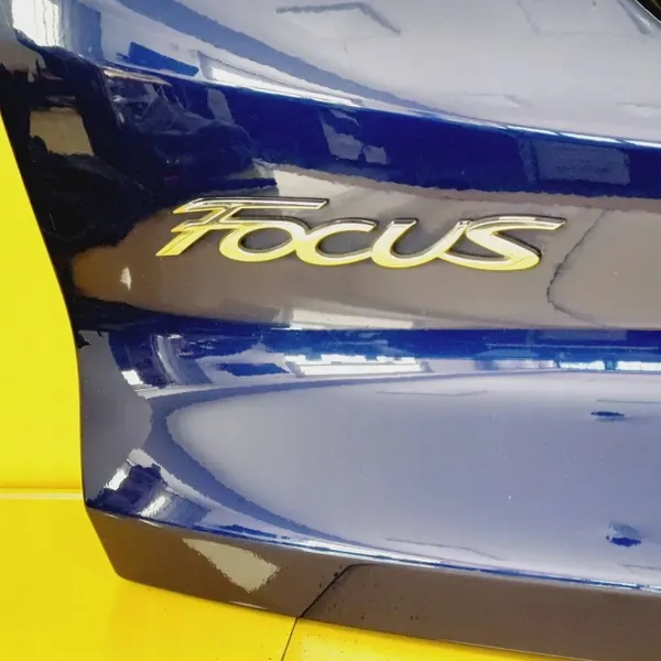 Ford OE DRC83384 Moldura de Porta-Malas para Focus BM51 image 4