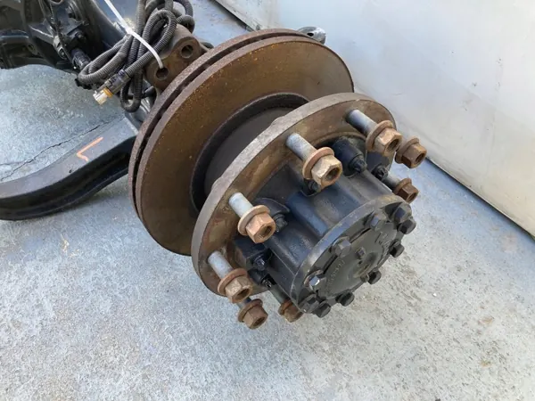 MAN TGM Euro 6 Achsabdeckung HY-1133Q 22,5" image 4