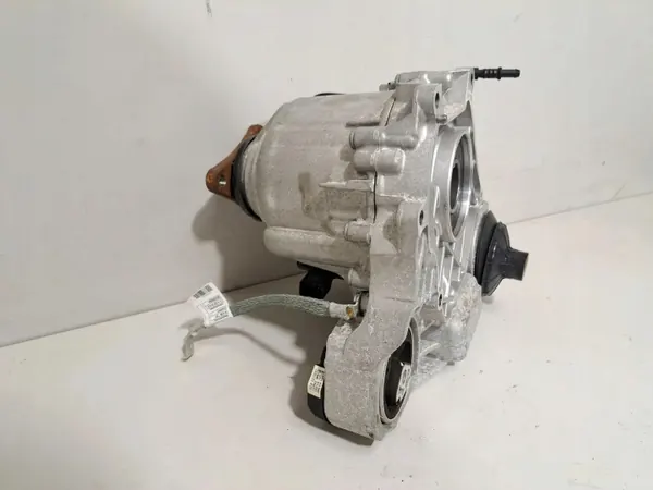 Redutor VTG BMW OEM 7884824 - Estado Usado image 6