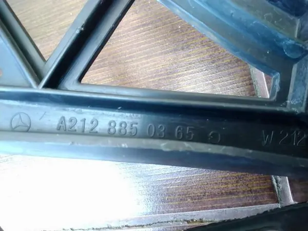 Deslizamento dianteiro esquerdo Mercedes E-Class 212 09-12 AMG image 4