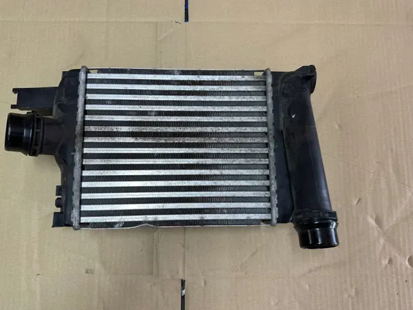 Renault OE 144963014R Ladeluftkühler Gebraucht image 2