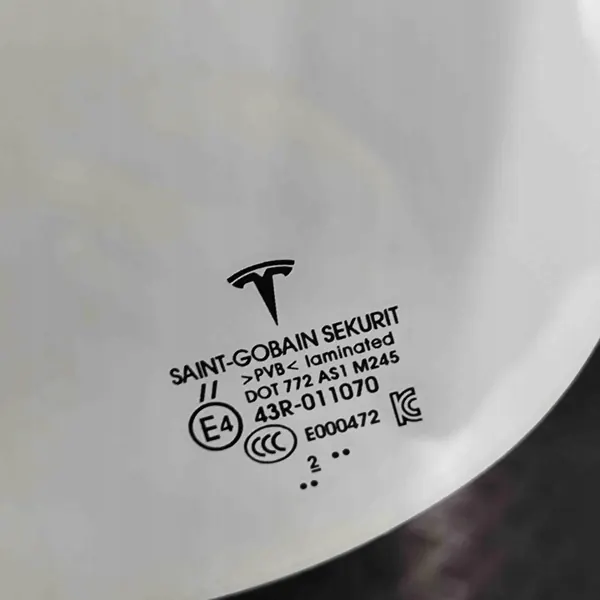 Para-brisa dianteiro Tesla Model 3 OEM 43R011070 Usado image 7