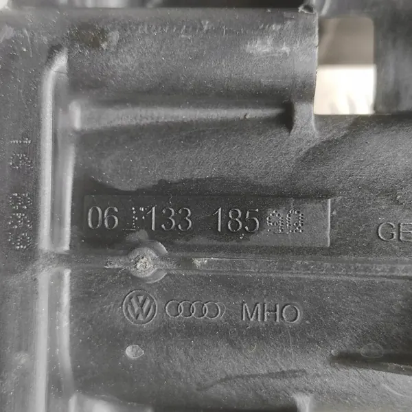 Collecteur d'admission VW Golf V Variant 06F133185AQ image 4