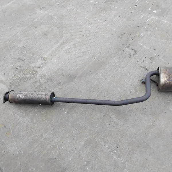 Tuyau d'échappement central Ford OEM Focus II MK2 1.4 16v image 3