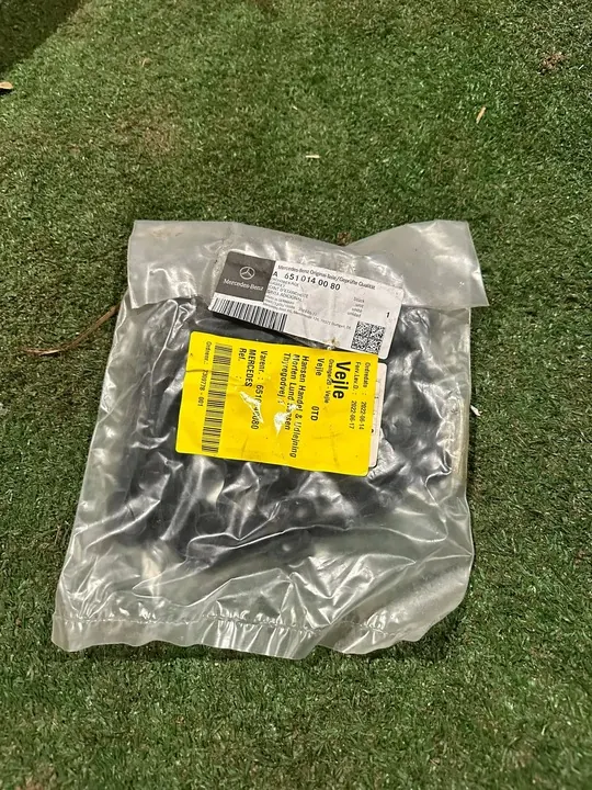 Junta do cárter de óleo Mercedes OM651 image 1