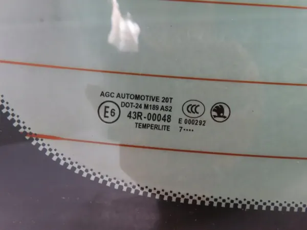 Vitre Arrière OEM SZYBA TYLNA pour Skoda Fabia II Combi image 7