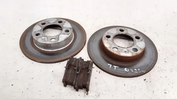 Discos e pastilhas traseiros Audi TT - OEM Audi OE image 2
