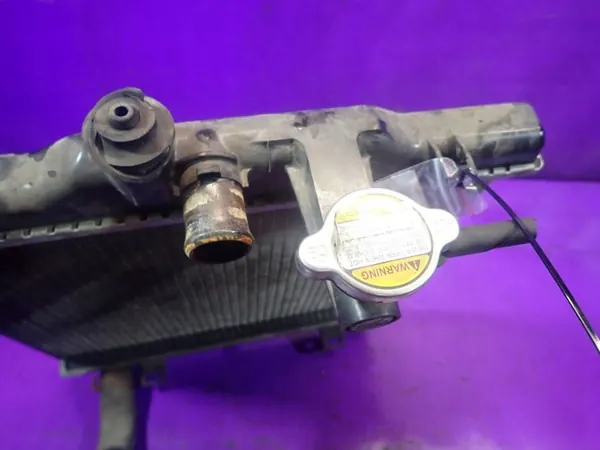 KIA PICANTO I 04-07 Radiador de agua 2531007000 image 3