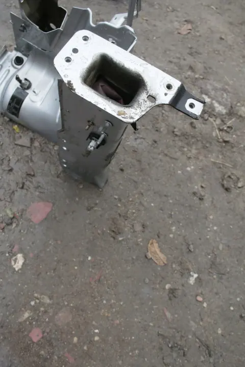 OEM 567775 Pare-boue gauche pour Seat Ibiza IV image 5