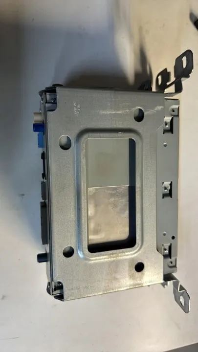 Begagnad Jaguar CD-byttare OEM P31357756AA för XF X250 image 3