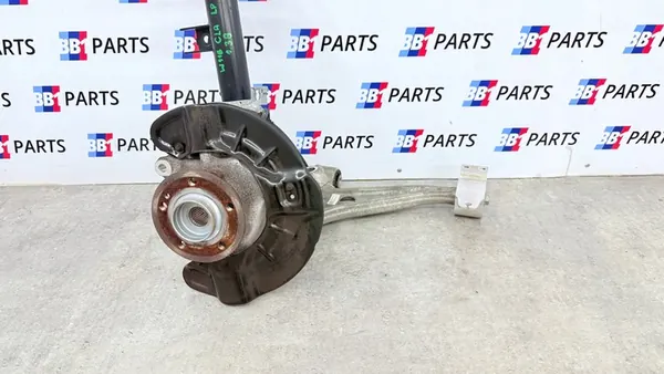 MERCEDES W118 CLA Mozzo Anteriore Sinistro A1183205100 image 4