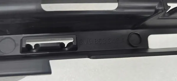 SKODA SUPERB B8 Tampa Frontal 3V0853343A image 3