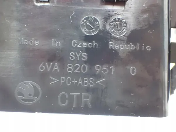 OEM 6VA820951 6VA953235 Ritilä Skoda Fabia IV:lle image 6