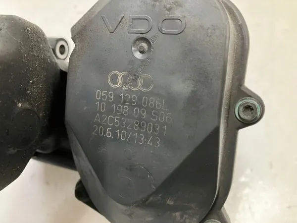 Left Intake Manifold 3.0 Tdi 240 HP Audi A4 B8 image 4