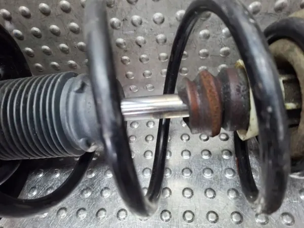 Amortisseur Avant Droit OEM S14784056 Fiat 500 image 4