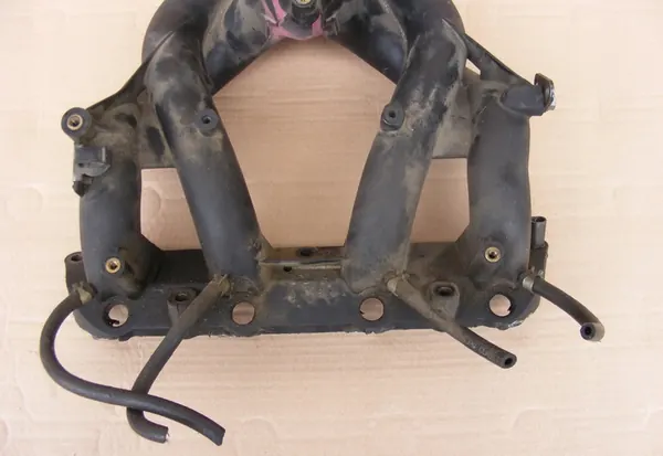 Coletor de admissão BMW E46 316i 318i M43 1432033 image 2