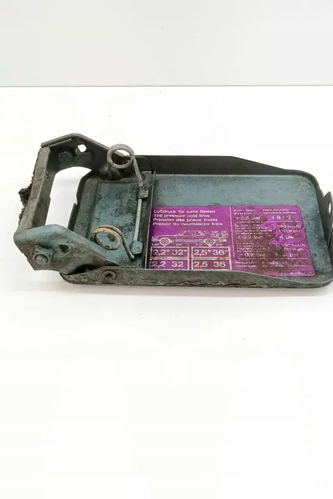 Tankdeckel OEM 1075841439 für Mercedes-Benz SL image 3