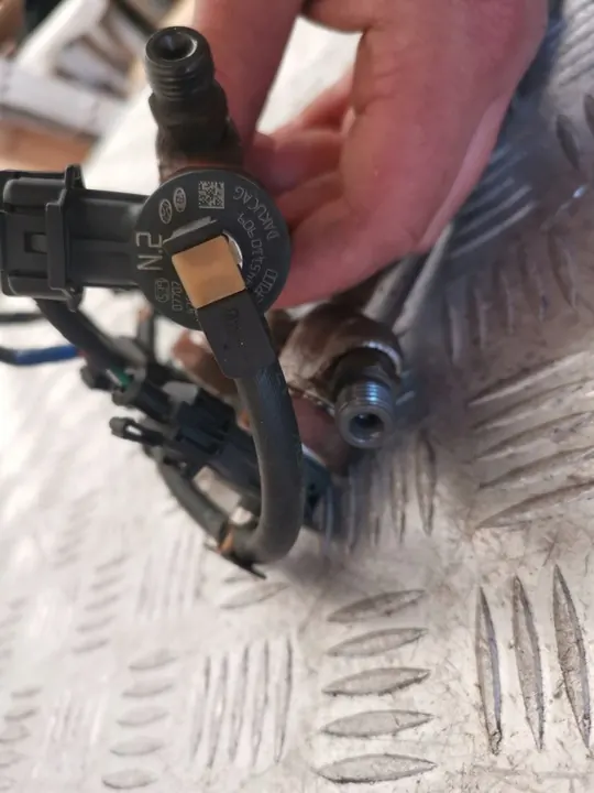 INYECTORES COMPLETOS HYUNDAI SANTA FE IV LIFT 2.2 CRDI OEM image 4