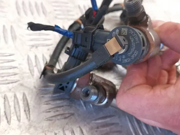 INYECTORES COMPLETOS HYUNDAI SANTA FE IV LIFT 2.2 CRDI OEM image 5