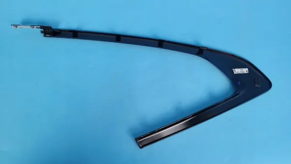 OEM 7483186 Rechte Heckfensterleiste für BMW 2er F44 image 8