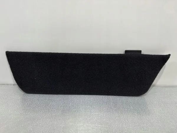 Moldura maletero Subaru Forester 2020 OEM H4R - Usado image 2