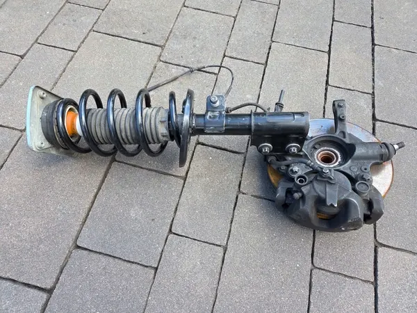 Assemblaggio McPherson Destro Anteriore 2.0 HDI image 10