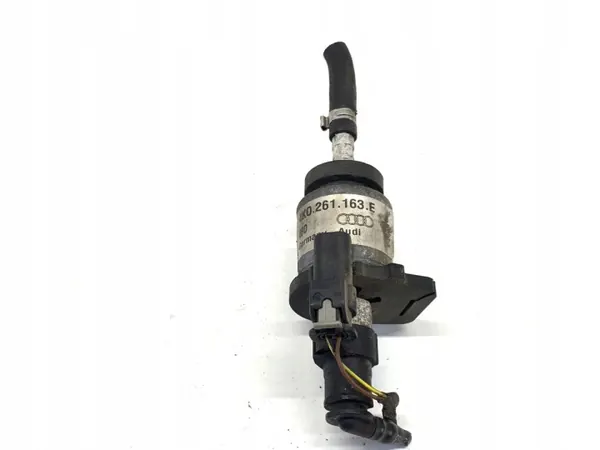 Webasto brandstofpomp OEM 4K0261163E voor Audi A6 C8 image 2