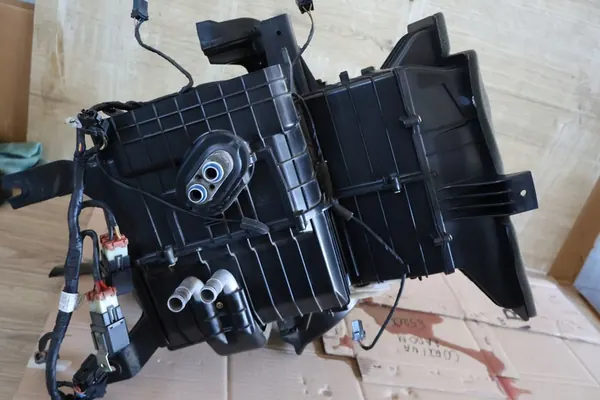 HYUNDAI TUCSON I 04-10 2.0 B Conjunto de Calefacción OEM image 4