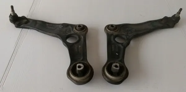 Braccio di Controllo Anteriore Destro Sinistro Renault Megane IV image 2