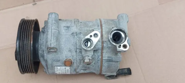 Ilmastointikompressori OEM 1K0820859N VW Golf Seat Skoda image 2
