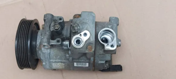 Ilmastointikompressori OEM 1K0820859N VW Golf Seat Skoda image 5