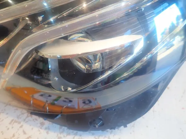 MERCEDES E KLASA W213 LINKER VOOR LED-KOPLAMP image 3