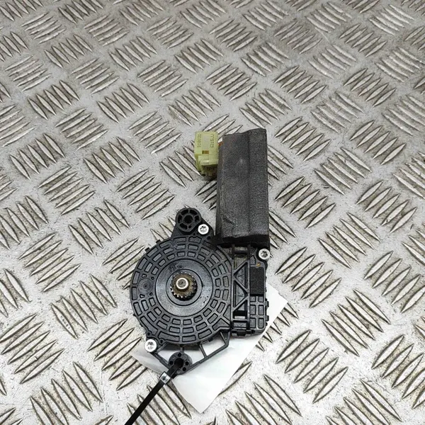 Motor de techo solar OEM 0390200132 VW Tiguan 2017 image 3