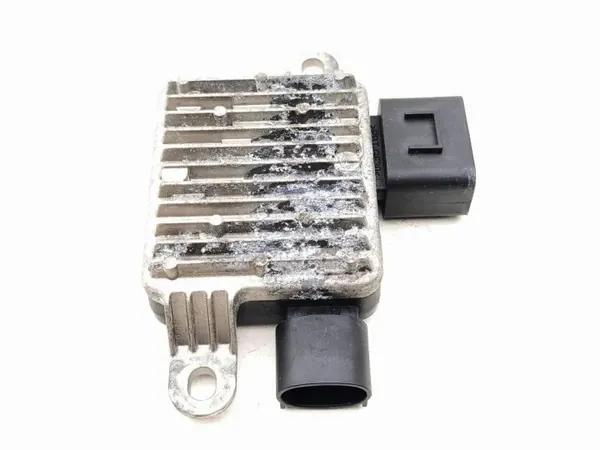 Kia Niro Tuulettimen Ohjausmoduuli OEM 25385-G2000 image 4