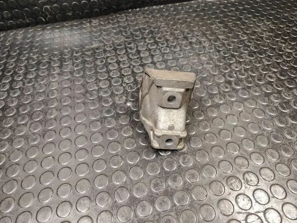 Support de boîte PEUGEOT 4008 1.8L Diesel 2012 image 2