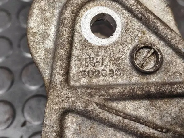 Support de boîte PEUGEOT 4008 1.8L Diesel 2012 image 6