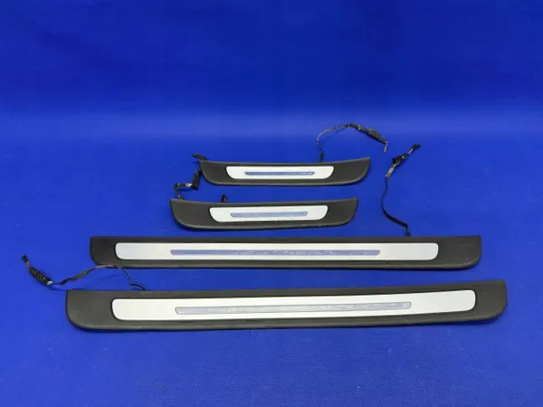Audi A7 C7 Protetor de soleira iluminado OEM 4G8947406C image 2