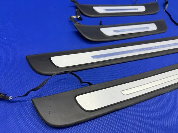 Audi A7 C7 Protetor de soleira iluminado OEM 4G8947406C image 4