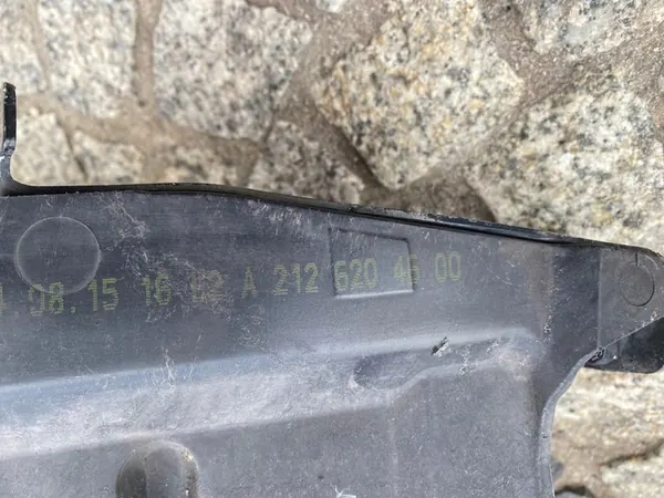 Cornice faro sinistro Mercedes 212 E-Class 2126204600 image 4