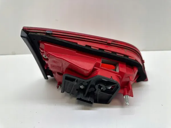 Audi A4 S4 B8 8K 2011 Luz Trasera Derecha image 3