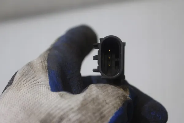 DPF Pressure Sensor FORD KUGA II 2.0L diesel BK2A9G824AA image 2