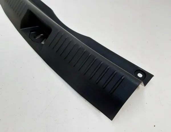 OEM 403004153AAABK Couvre-ceinture arrière Omoda 5 image 3