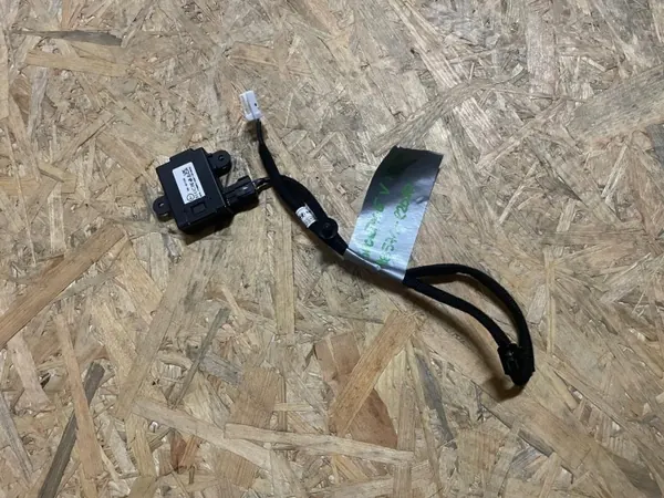 OEM 96125-P1600 Harness Port USB-C Siège Avant Gauche image 2