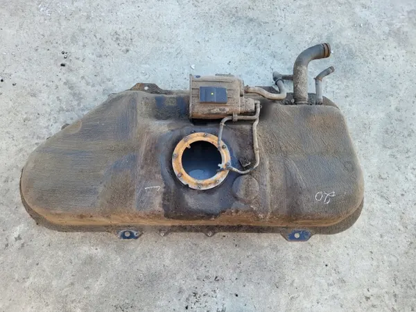 Tanque combustível OEM 31100-1P050 para Kia Venga 1.4 image 2