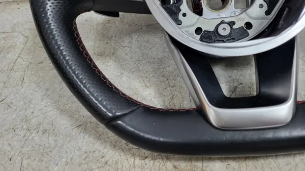 Mercedes AMG Lenkradschaufeln Rote Naht image 4
