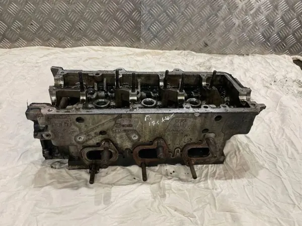 Rechter Cilinderkop - VW Audi 3.0 TDI image 2