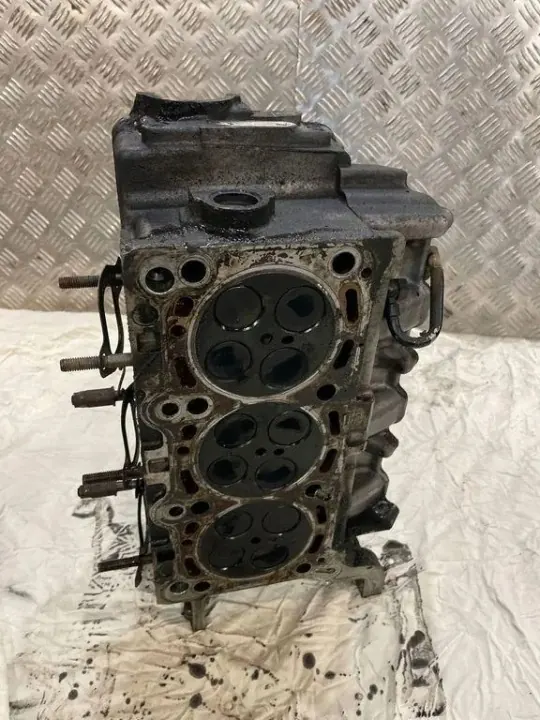 Rechter Cilinderkop - VW Audi 3.0 TDI image 3