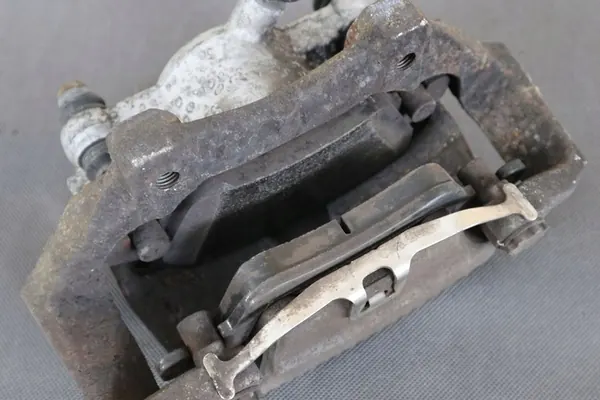 MERCEDES SLK R172 Vasemman Etu Jarrusatula A2044213181 image 4