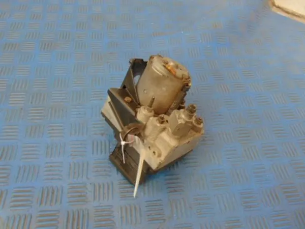 BOMBA ABS BMW E39 2.0B SEDAN 0130108 image 2